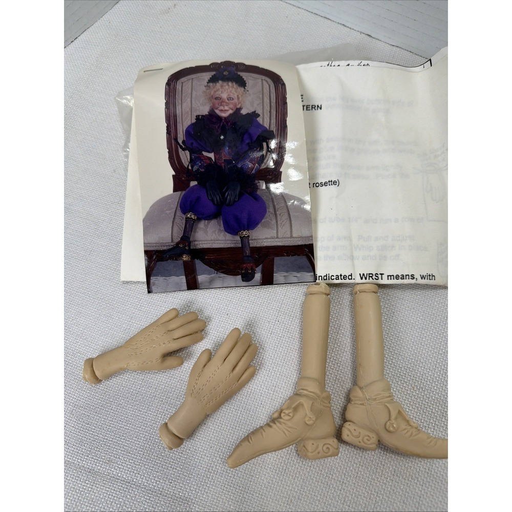 Julia Rueger Exclusively Willie Little Body/costume Pattern and parts